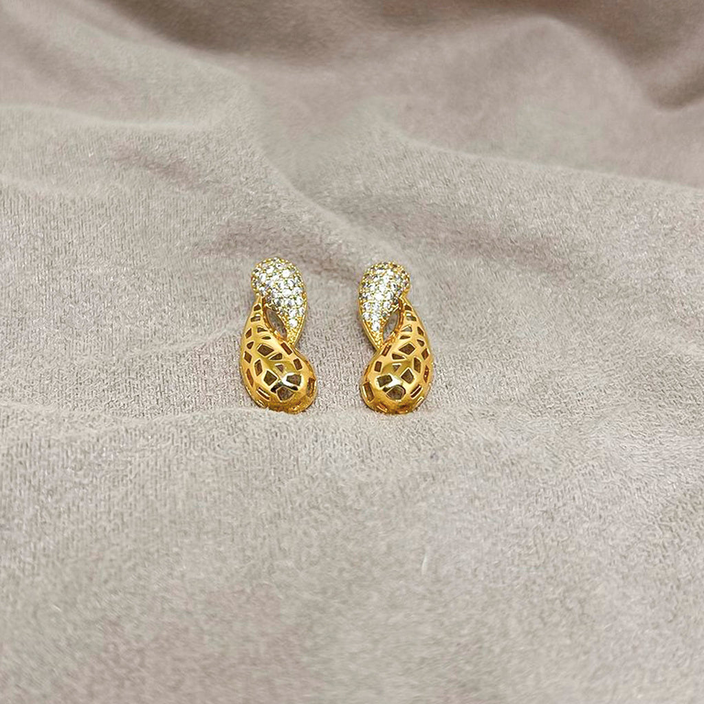 BRINCO GOTA DUPLA CRAVEJADA BANHADO A OURO 18K
