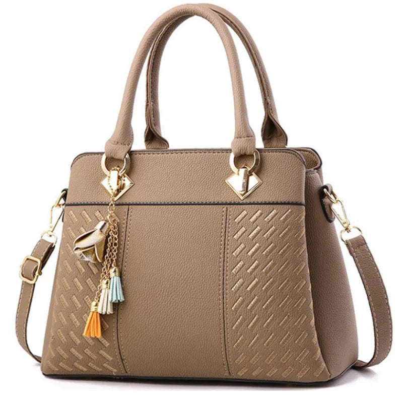Bolsa Feminina Gusure — Elegância e Espaço para Todos os Momentos